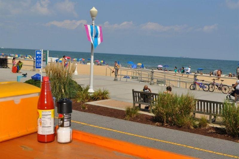 Ocean Sands Resort, Oceanfront, Virginia Beach By Vacatia