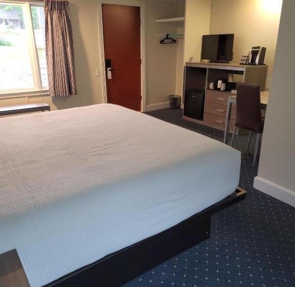 Olde Tavern Motel And Inn   Cape Cod