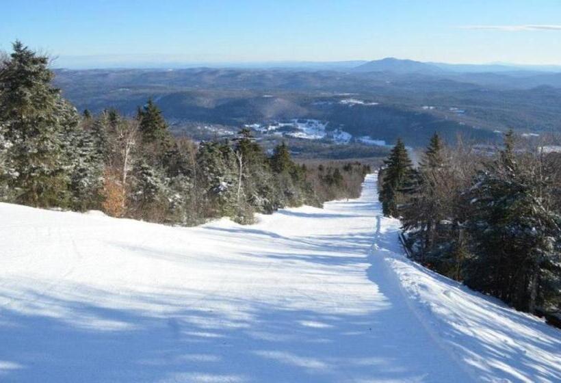 استراحتگاه Winterplace On Okemo Mountain