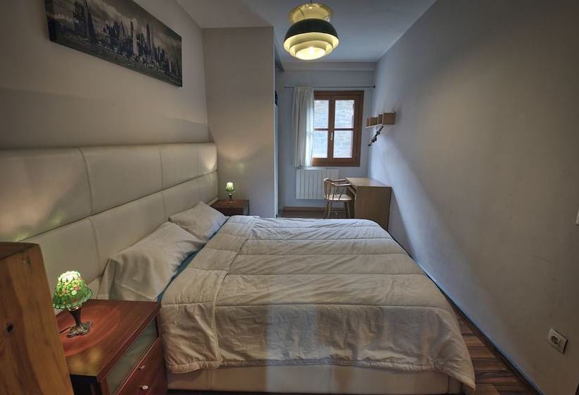 El Escondite De Biescas