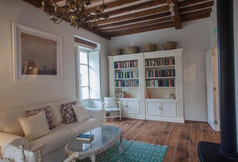 مسافرخانه Posada Seis Leguas