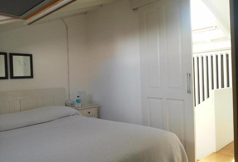 Pensión Con Encanto San Martiño Pinario