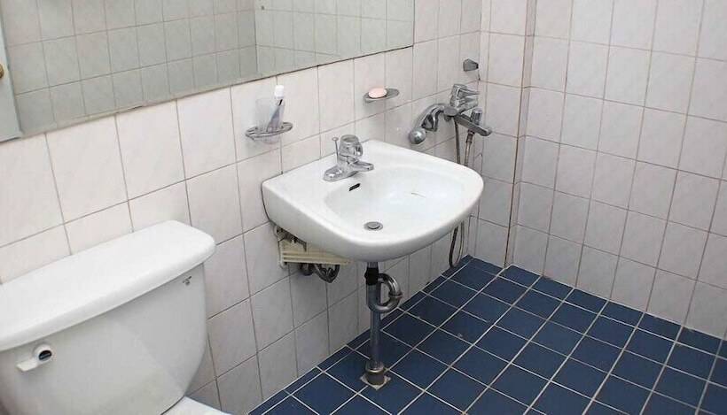 Gyeongju Guesthouse   Hostel