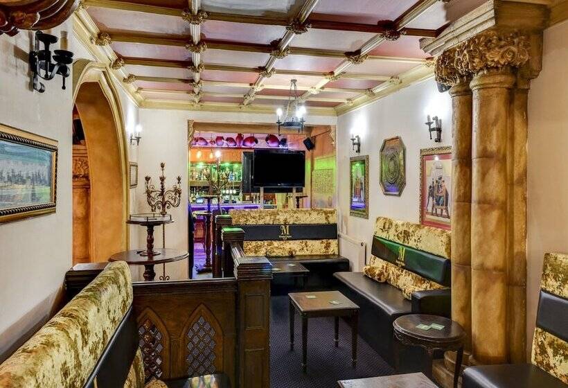 בית מלון כפרי Empire