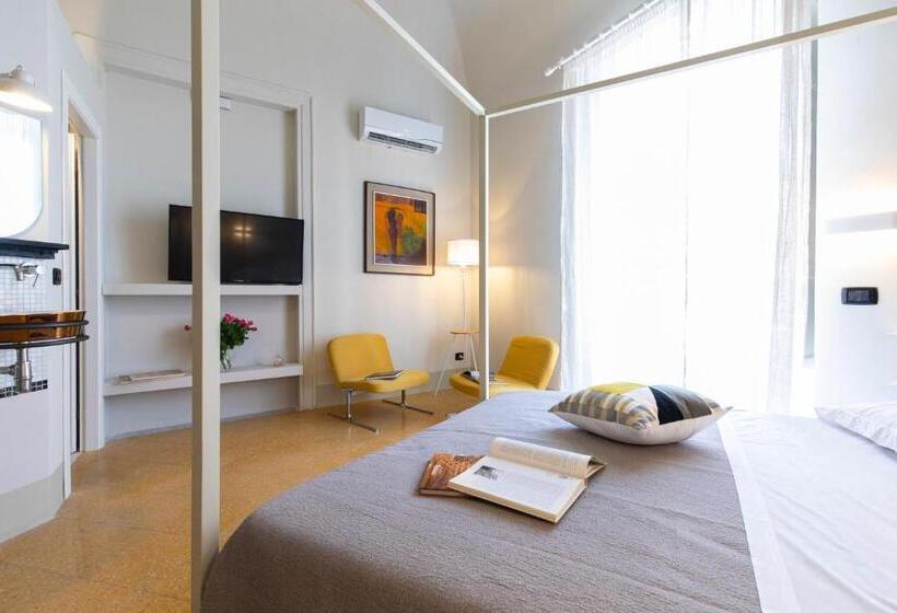 酒店 Palazzo Cavarretta   Pinella S Rooms And Apartment