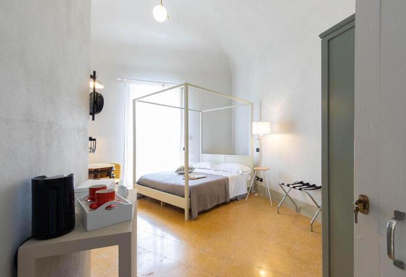 酒店 Palazzo Cavarretta   Pinella S Rooms And Apartment