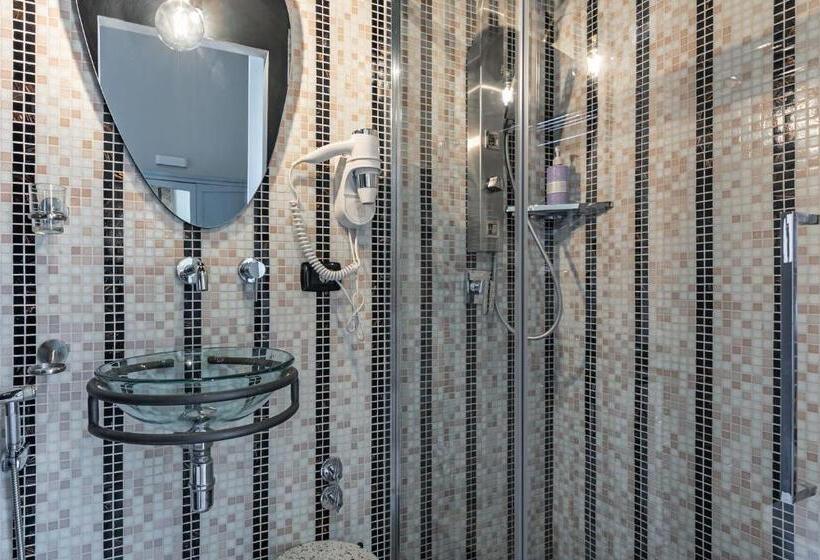 酒店 Palazzo Cavarretta   Pinella S Rooms And Apartment