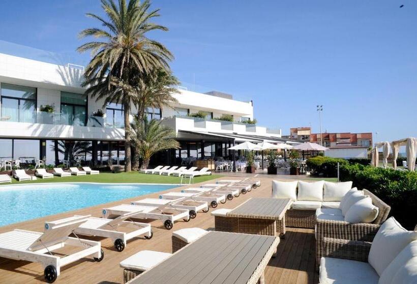 호텔 Playa Grande By Tropical