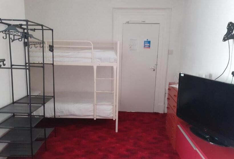 בית מלון כפרי Coastal Bay