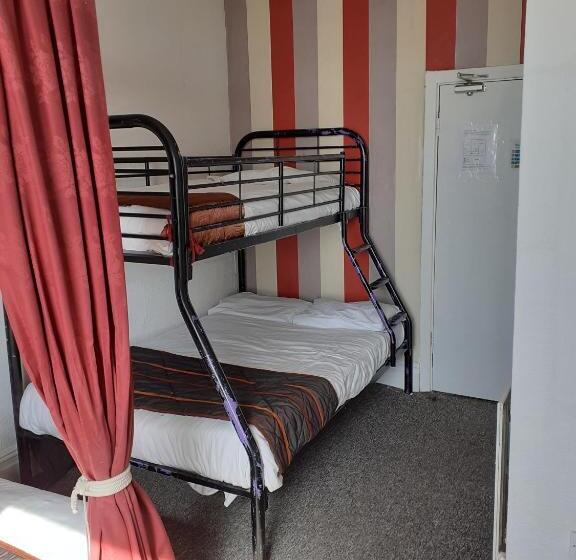 בית מלון כפרי Coastal Bay