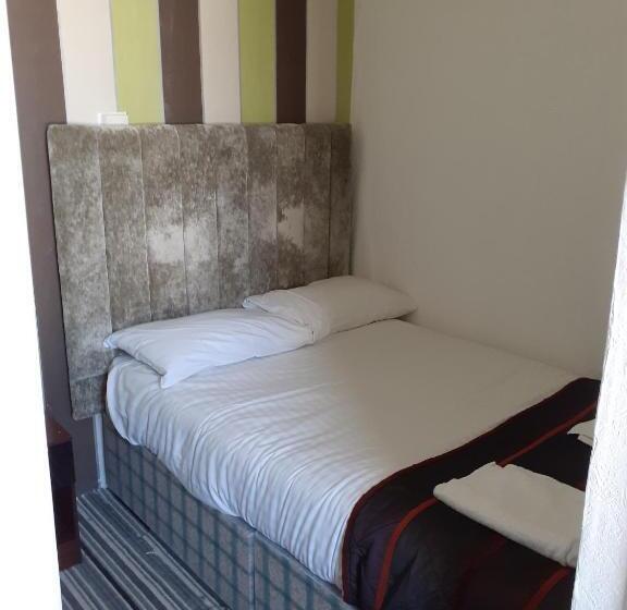 בית מלון כפרי Coastal Bay