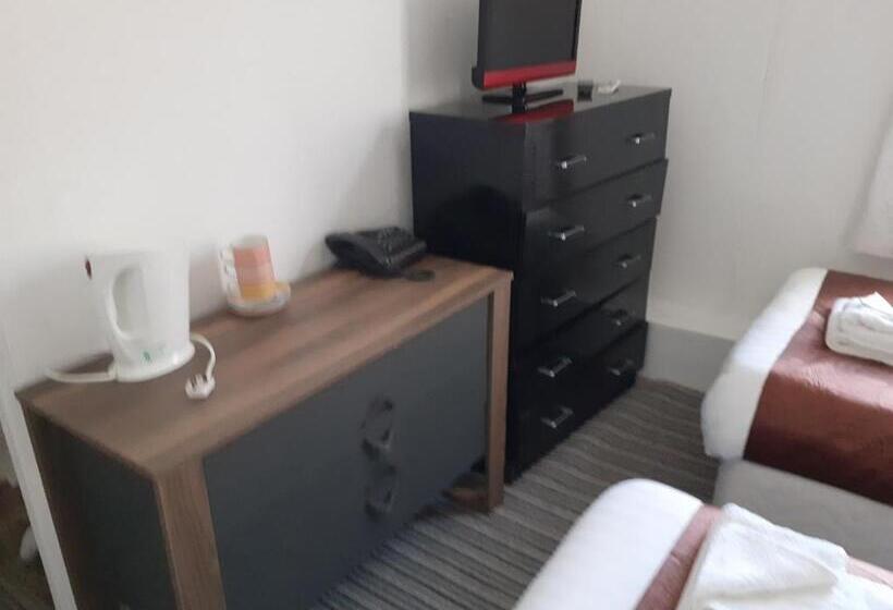 בית מלון כפרי Coastal Bay