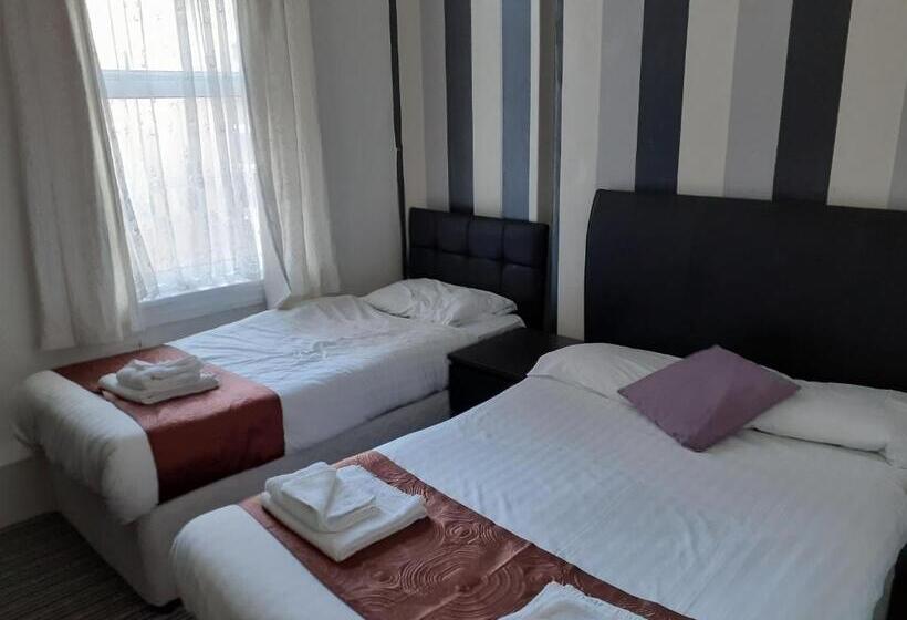 בית מלון כפרי Coastal Bay