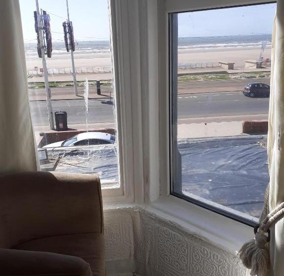 בית מלון כפרי Coastal Bay