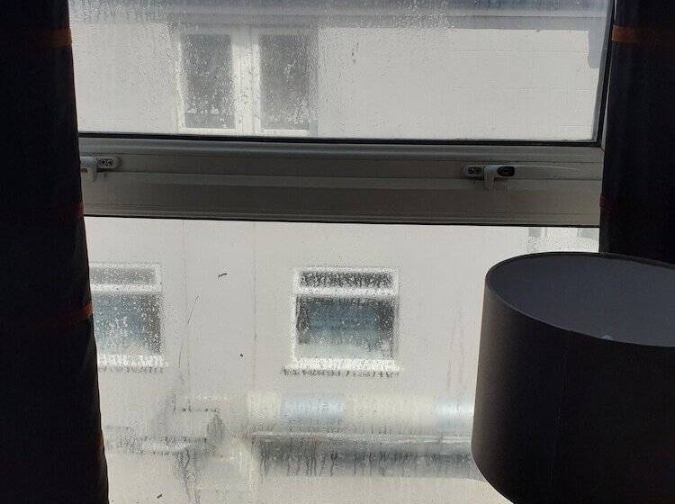 בית מלון כפרי Coastal Bay