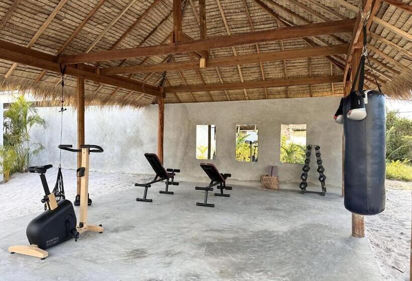 فندق The Secret Garden Koh Rong