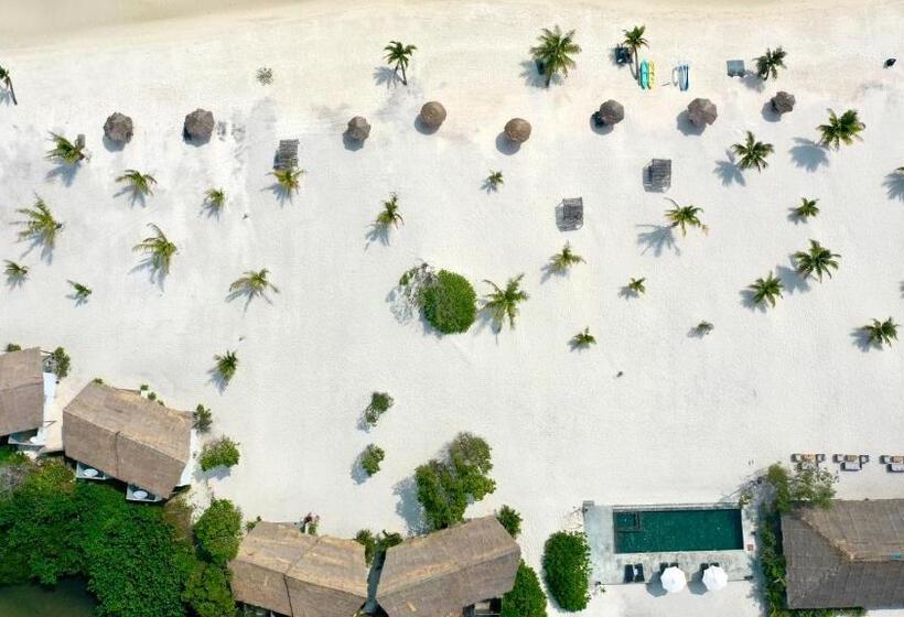 فندق The Secret Garden Koh Rong