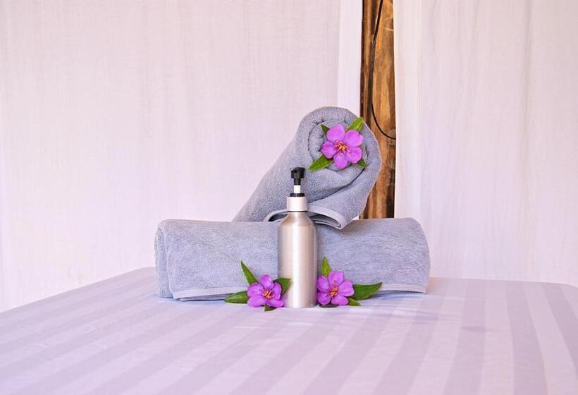 فندق The Secret Garden Koh Rong