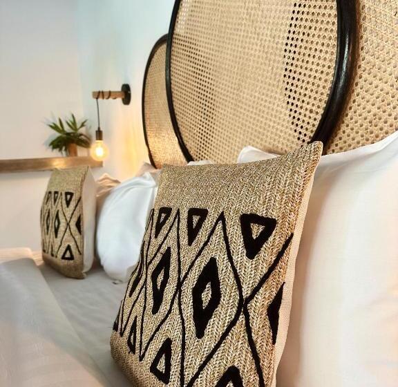 فندق The Secret Garden Koh Rong