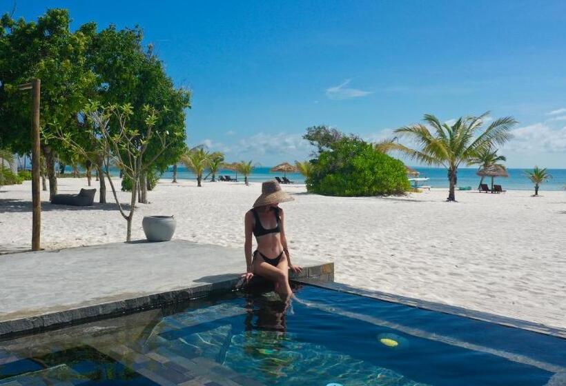 فندق The Secret Garden Koh Rong