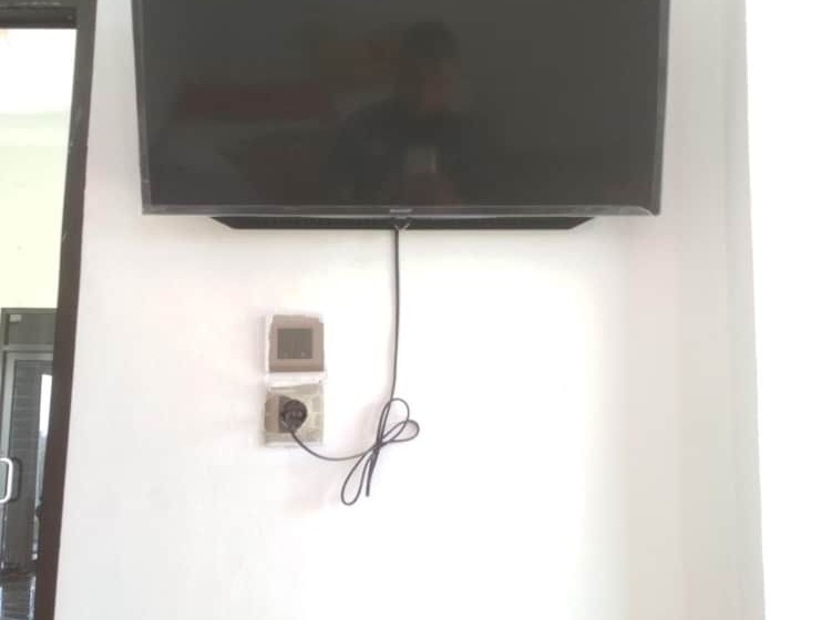 펜션 Almira Homestay