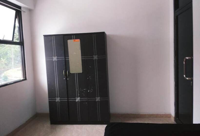 펜션 Almira Homestay