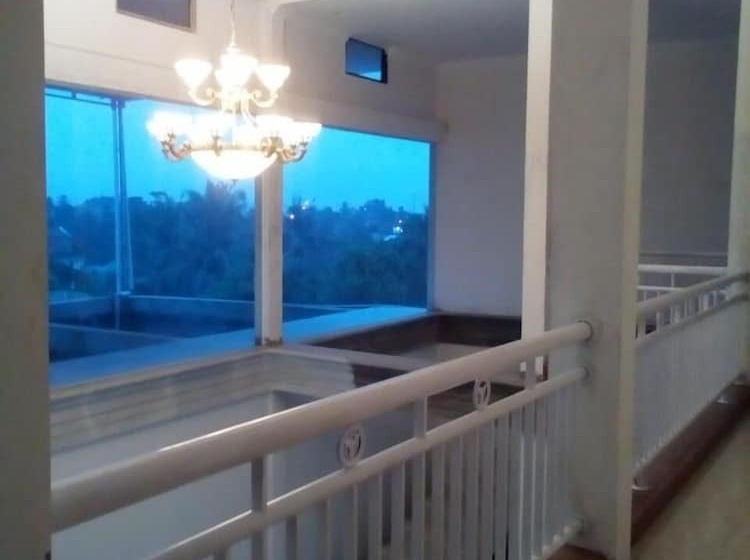 پانسیون Almira Homestay