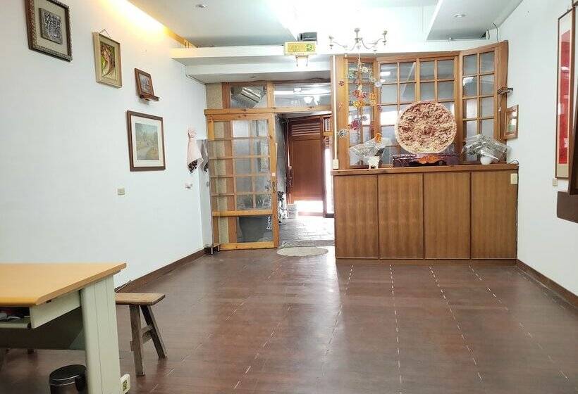 بنسيون Base Area