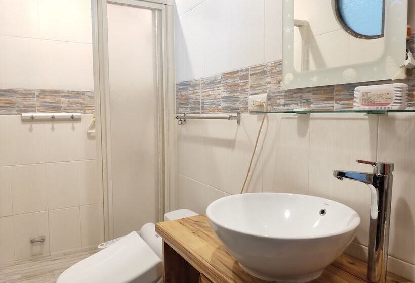 بنسيون Base Area