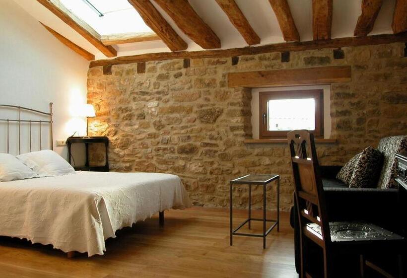 بنسيون Casa Baquedano