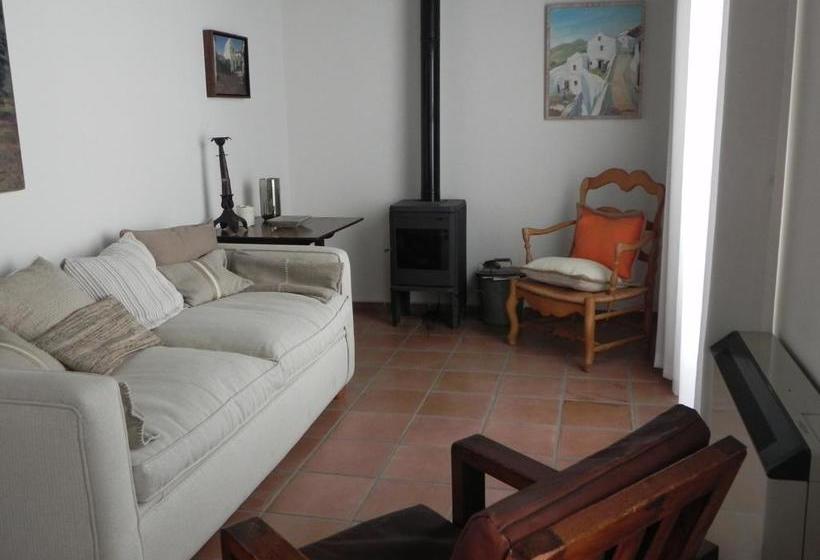 פנסיון Casa La Loba