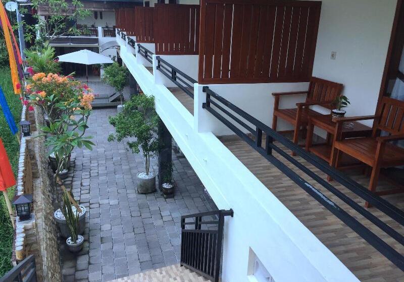 بنسيون Derose Guest House