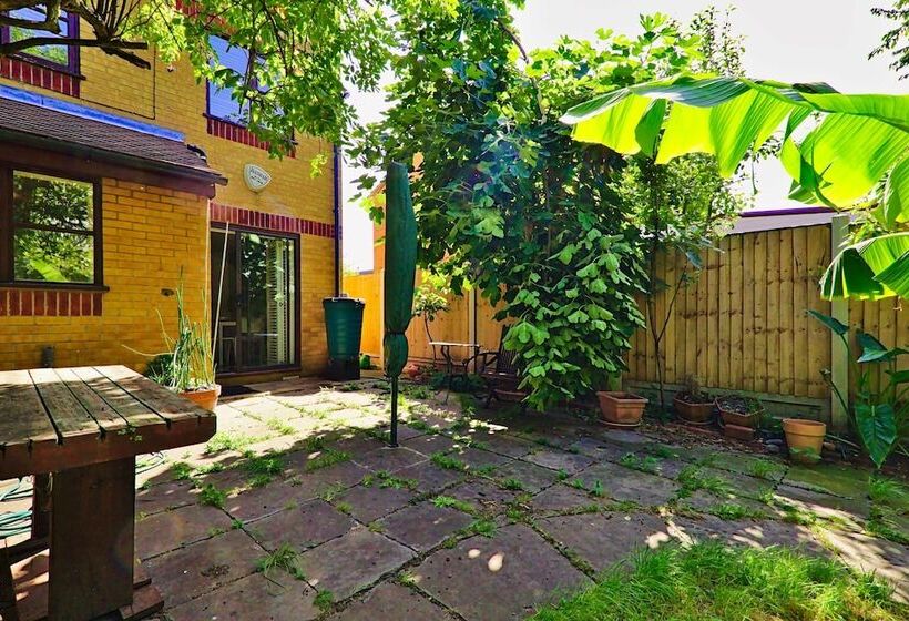 Пансион Harlinger Lodge Annexe