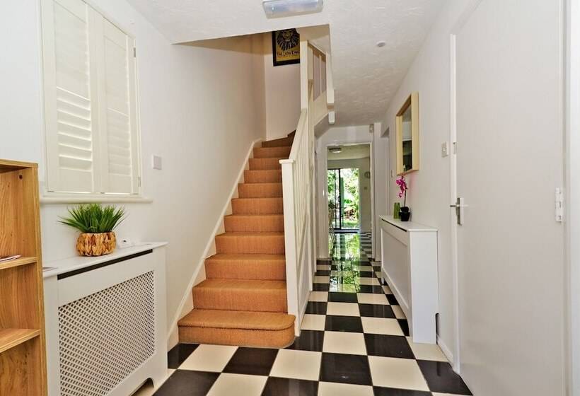 Пансион Harlinger Lodge Annexe