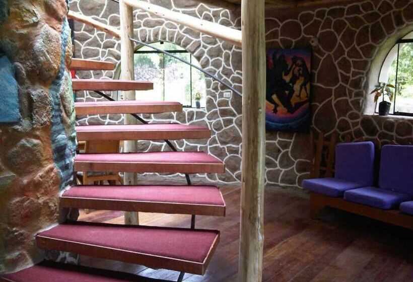 Пансион Illawasi Sacred Valley Lodge