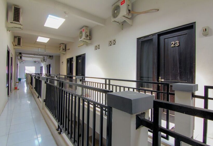 بنسيون JJ House Wahid Hasyim