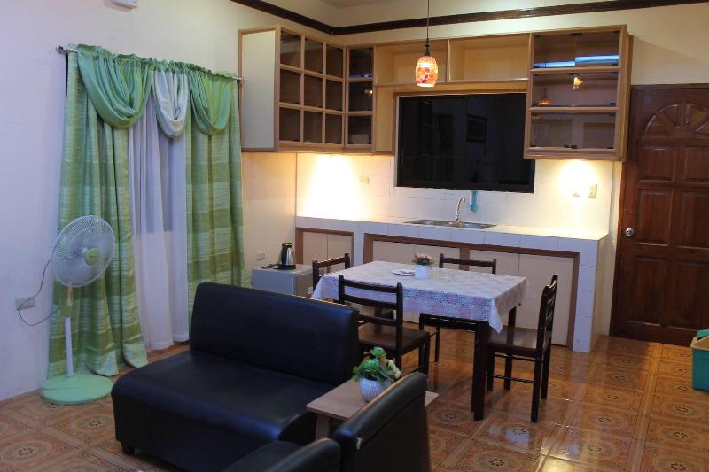 膳宿费 Reddoorz At Kojie Guest House Moalboal