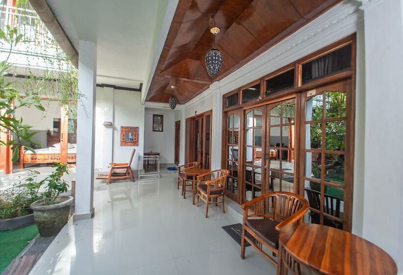 بنسيون Pondok Taksu Bali