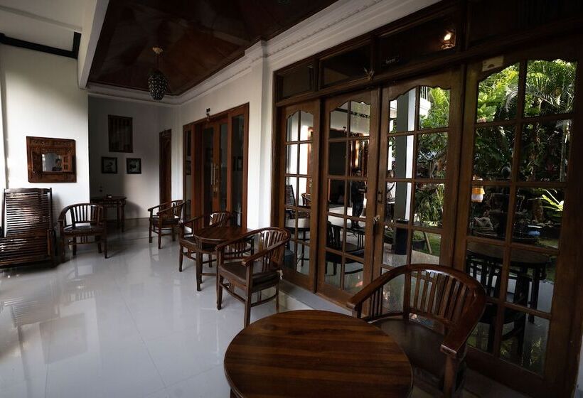 بنسيون Pondok Taksu Bali