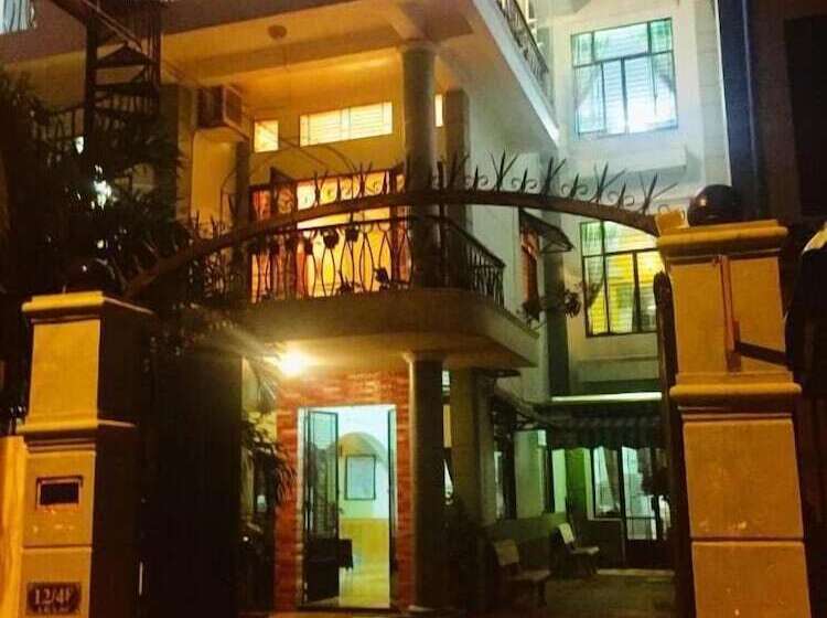 پانسیون Stay House