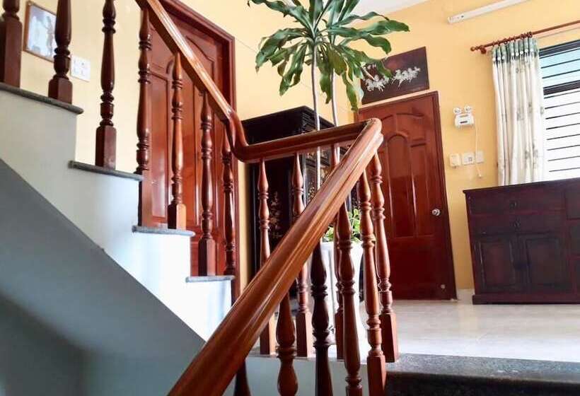 پانسیون Stay House