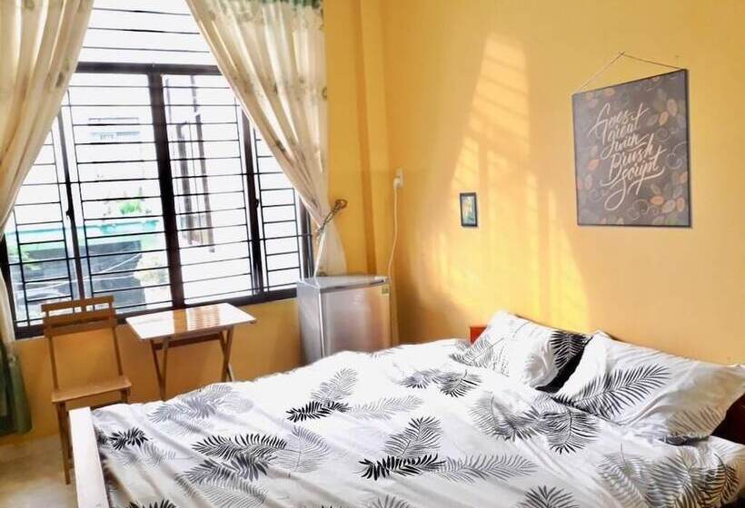 پانسیون Stay House