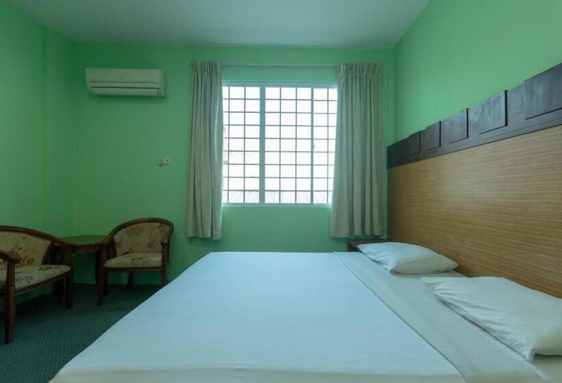 בית מלון כפרי Royal