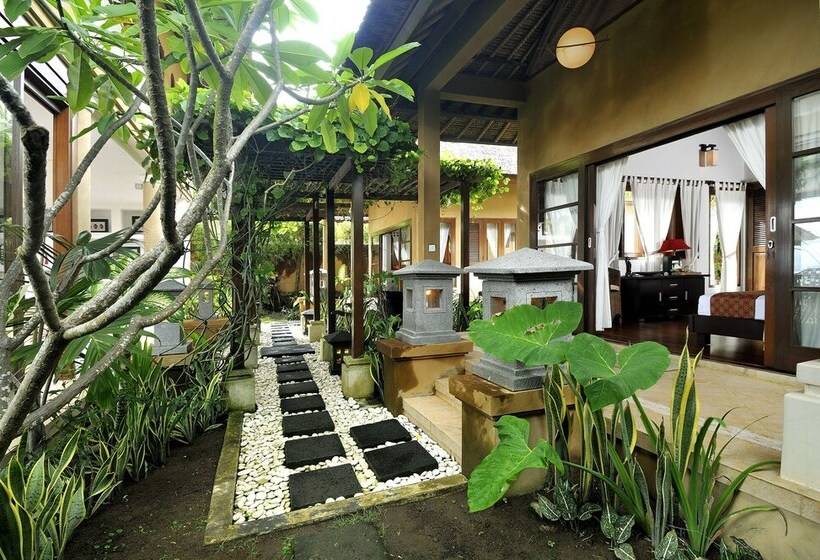 Villa Talia Vashti   Oceanfront Villa With Private Sea Access, Pool & Cook