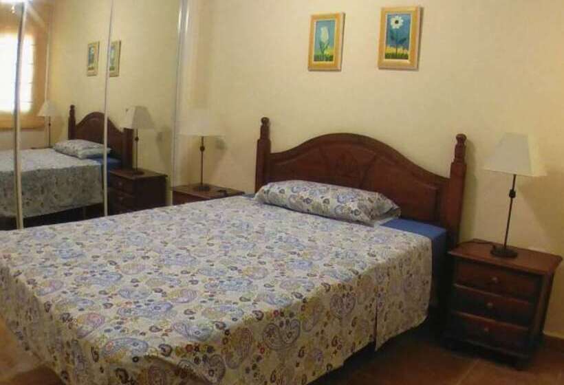 106637   Apartment In Zahara