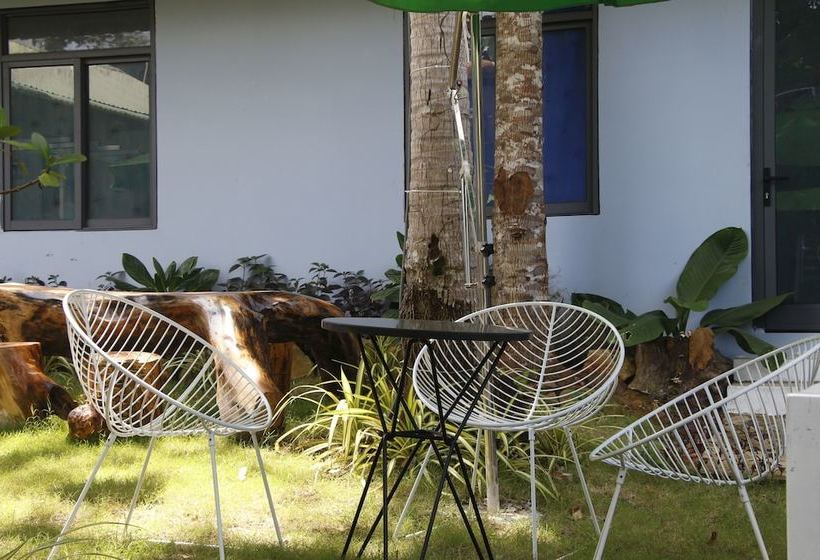 هاستل Pineapple