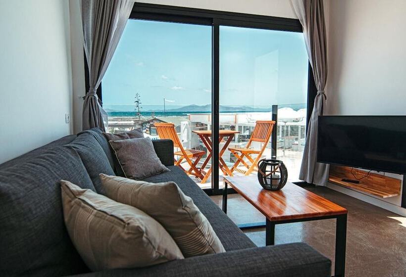 Apartamentos Punta Elena Beach