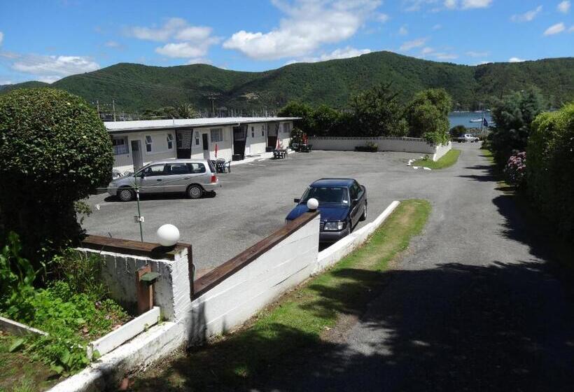 Beachside Sunnyvale Motel