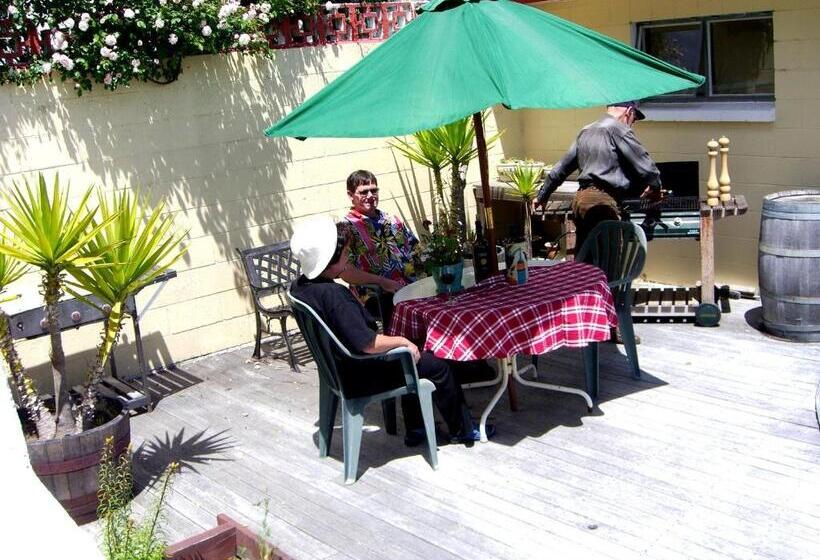 Beachside Sunnyvale Motel