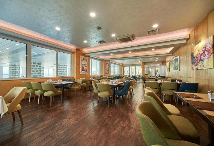 Bilyana Beach Hotel All Inclusive & Free Beach Access